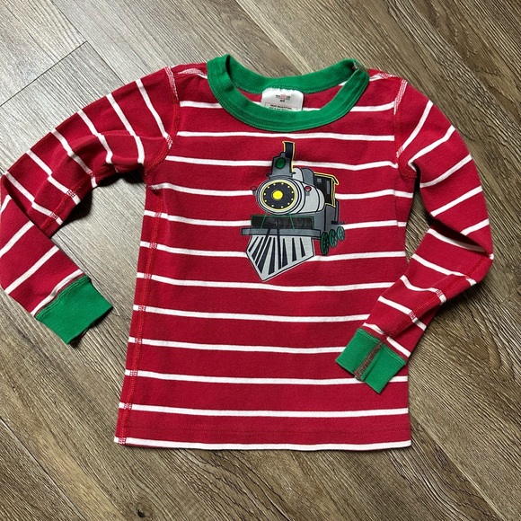 hanna andersson train pajama top 4 toddler (100) (2/$15 deal) - Picture 1 of 7